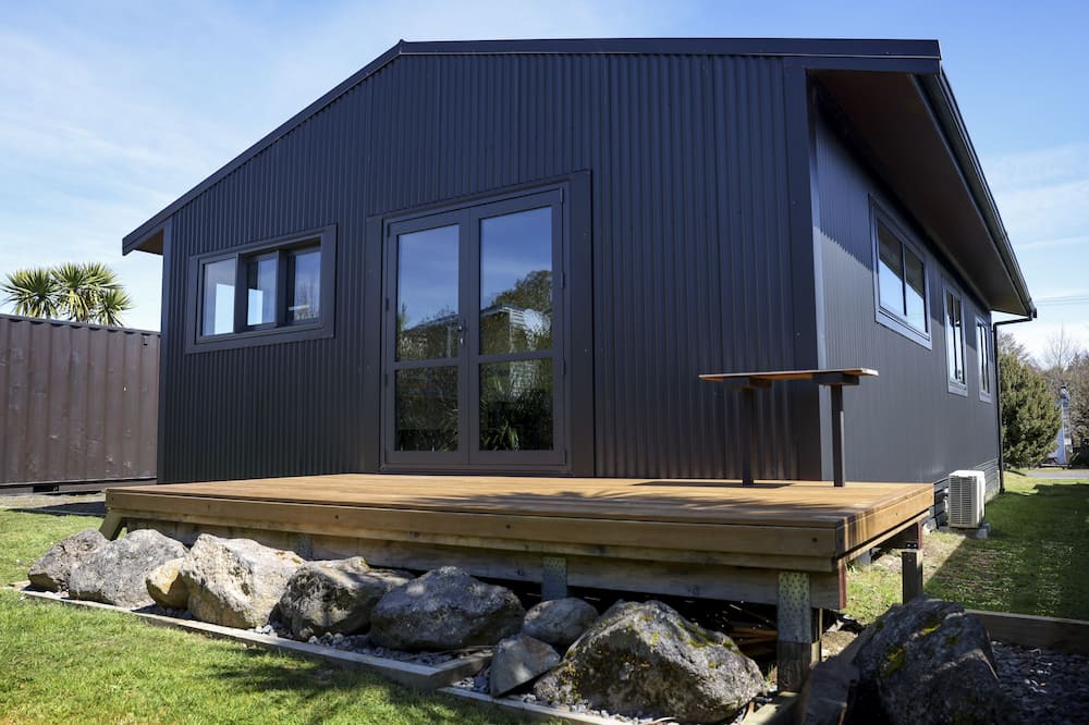National Park Village House | Scott Base - National Park Holiday Home