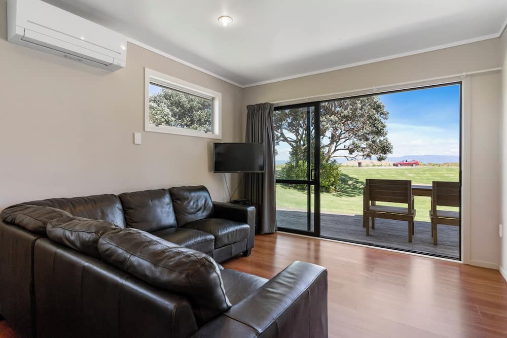 Thames Apartment | Comfort Inn Sunset