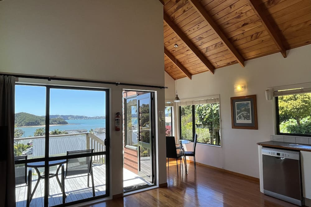 Paihia Apartment | Abri Apartments