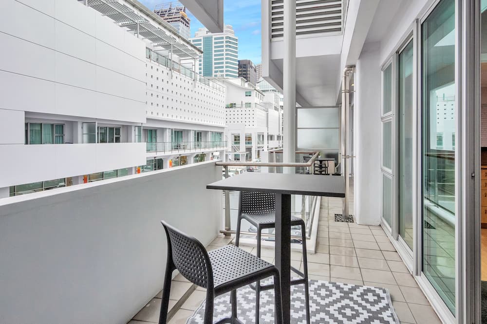 Auckland Central Business District Apartment | Princes Wharf Boutique Apartment