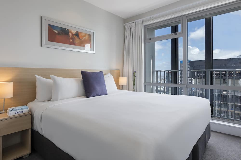 Auckland Central Business District Apartment | Auckland Harbour Suites