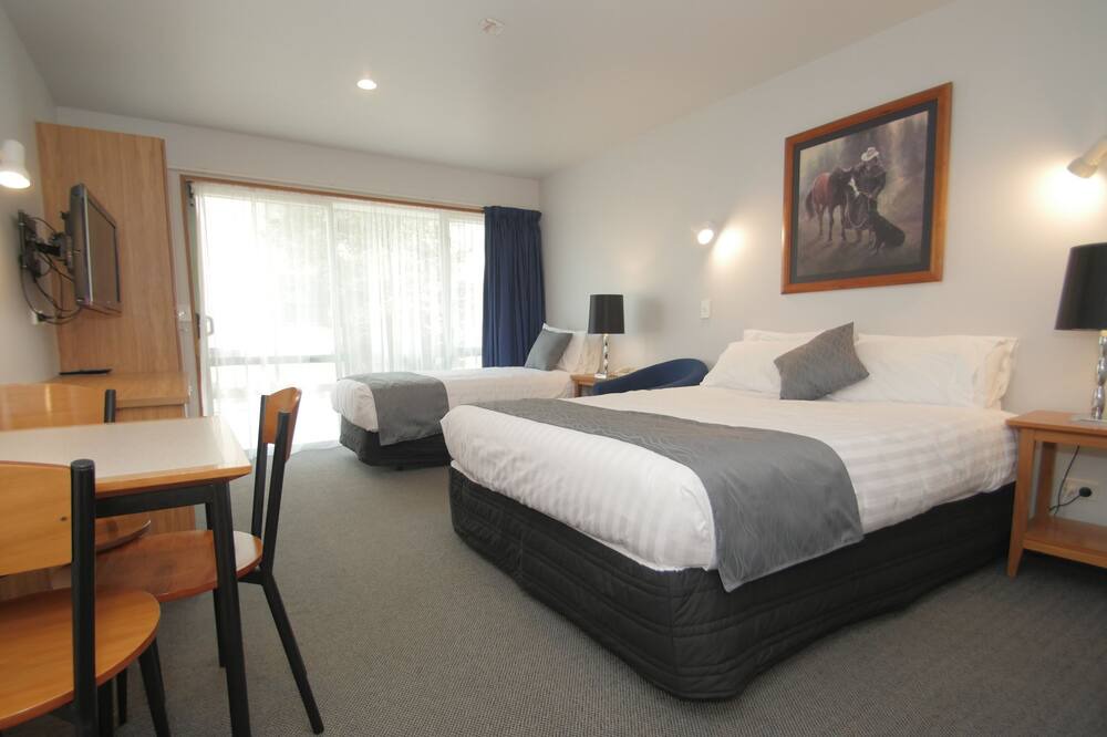 Upper Riccarton Apartment | ASURE Christchurch Classic Motel & Apartments