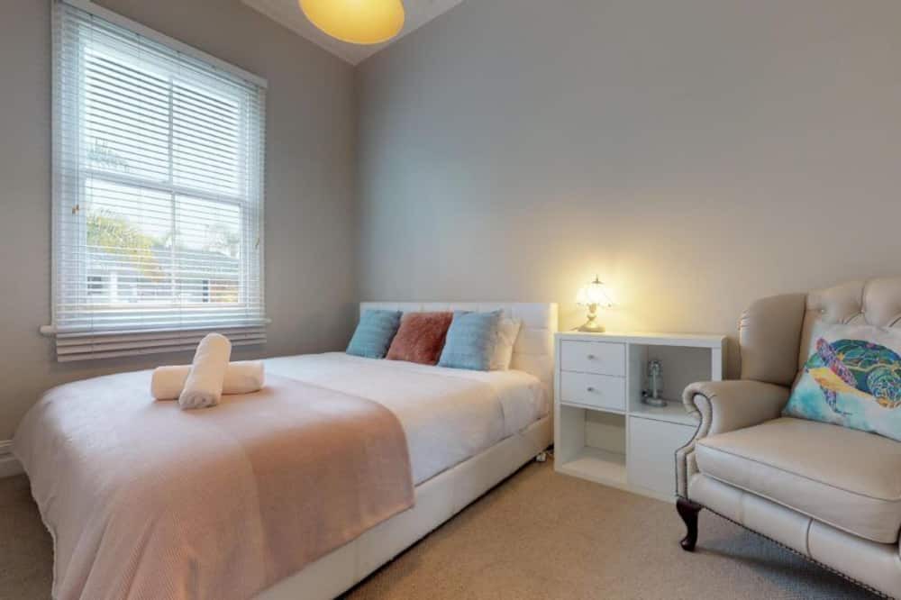 Whangarei House | Regent Residential Villa