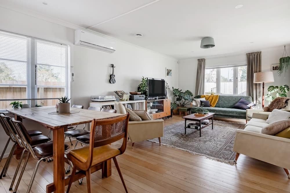 Otahuhu House | Comfortable mid century home