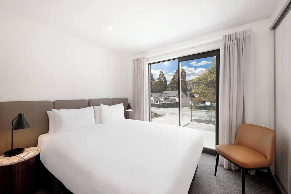Arthur's Point Villa | Swiss-Belvillas Coronet Peak