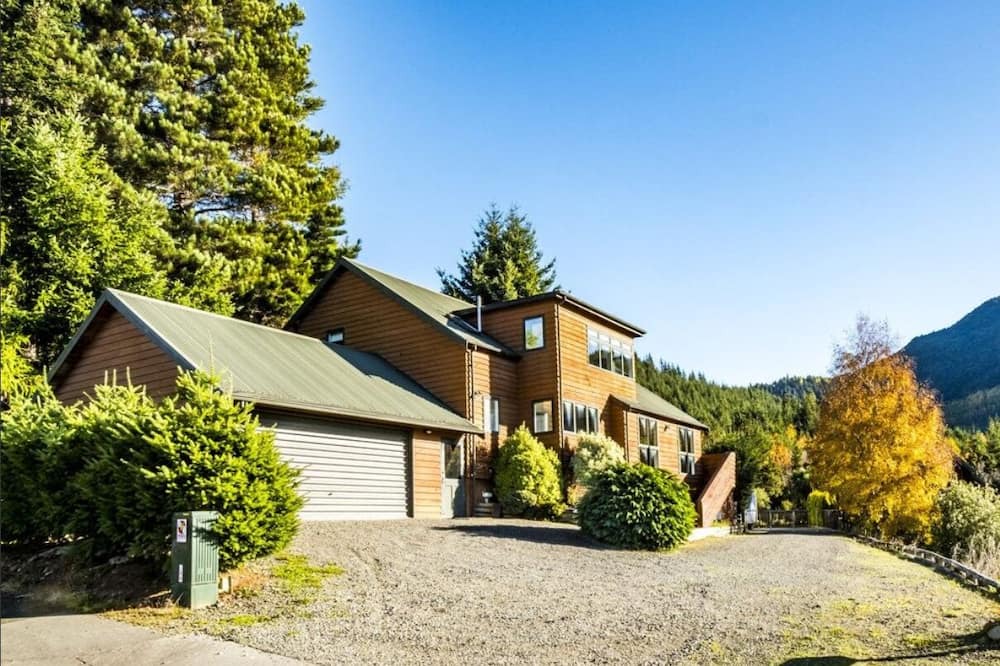 Hanmer Springs House | Hamner Haven - Just a walk to everything in town including hot pools