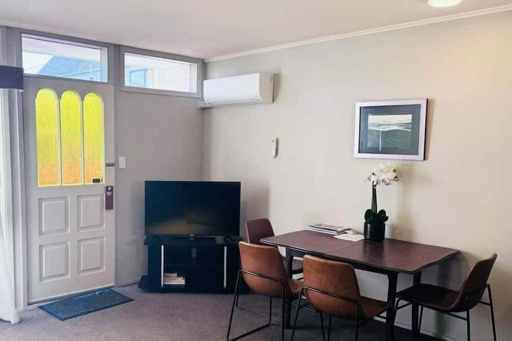 Merivale Apartment | Merivale Court Family Suit(2bedr)-Unit 1