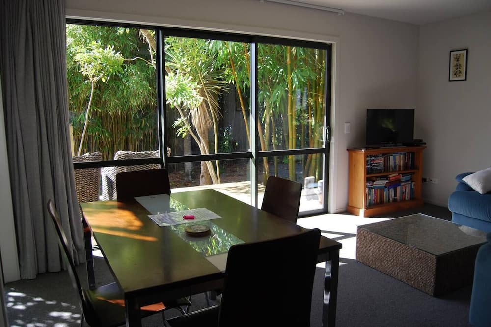 Parapara House | Bamboo Cabin, Golden Bay Lodge