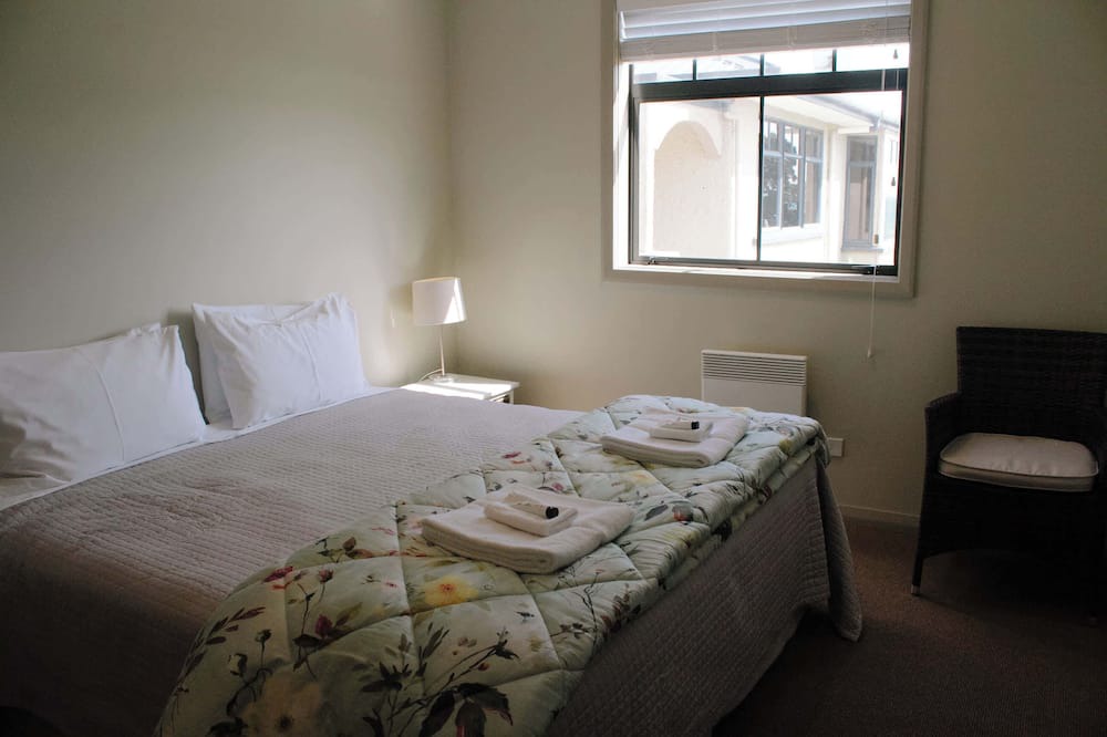 Pitone Apartment | Bay View Terrace Studio 2