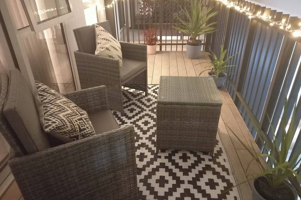 Paraparaumu Beach Apartment | Bijou at the Beach ! Cozy 1-bedroom apartment in wonderful Paraparaumu Beach!