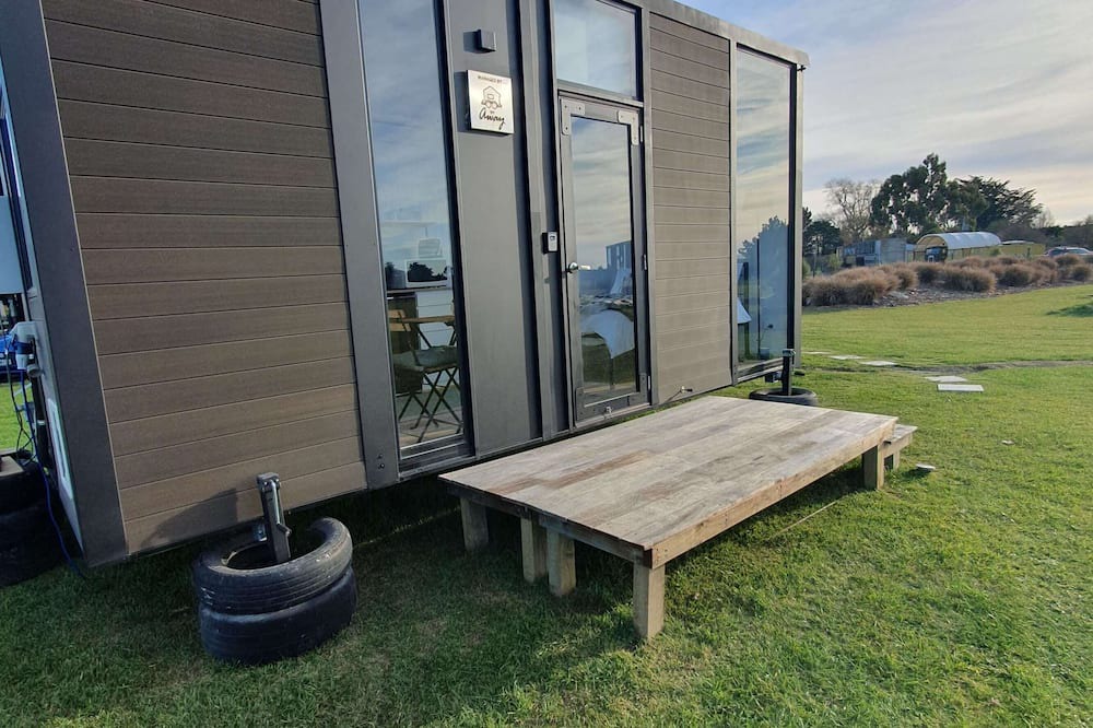 Waikuku Beach House | The Morning Meadow X by Tiny Away