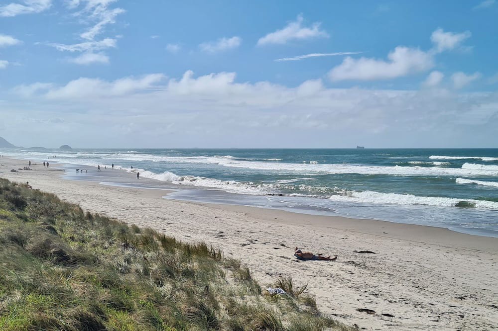 Papamoa Beach House | 5mins to the beach! Modern family home in Pāpamoa