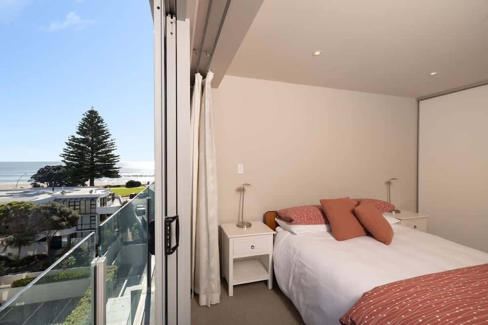 Mount Maunganui Apartment | Massive apartment with huge views!