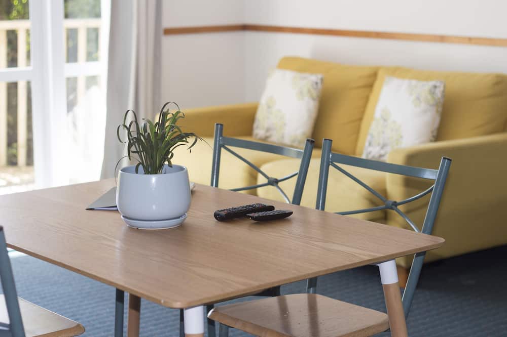 Tararua Forest Park Ski Chalet | Aston Norwood