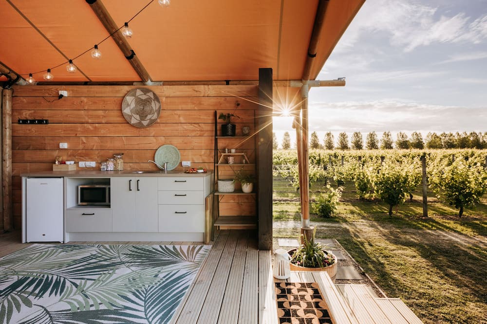 Clive RV Rental | Villas & Vines Glamping