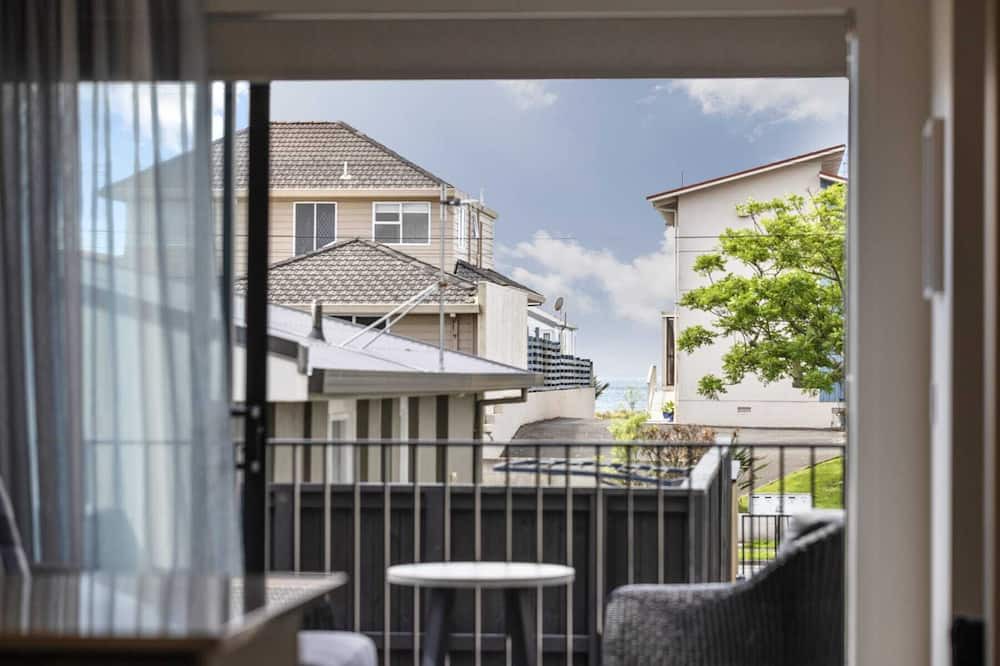 Mount Maunganui Apartment | Seaside Serenity at Bask Retreats