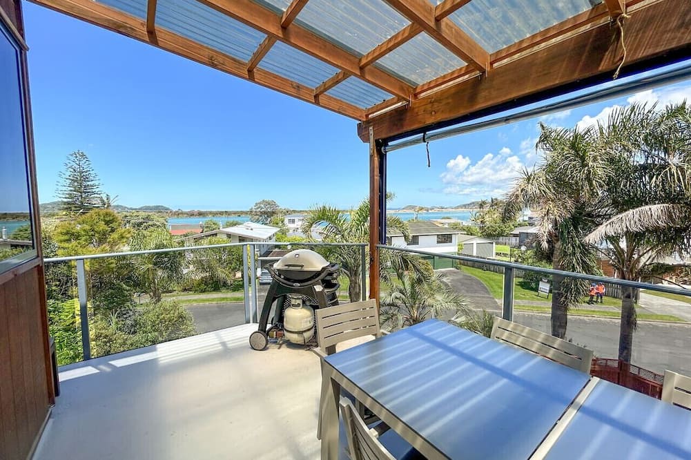 Ngunguru House | The Oasis - Holiday Home
