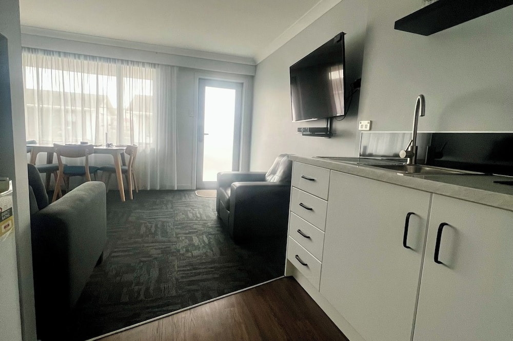 Invercargill Apartment | ASURE Surrey Court