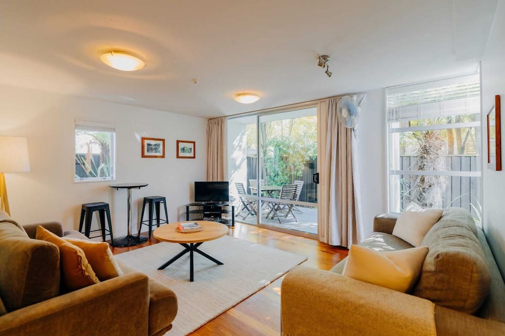 Sumner Apartment | Sumner Bay Motel & Apartments