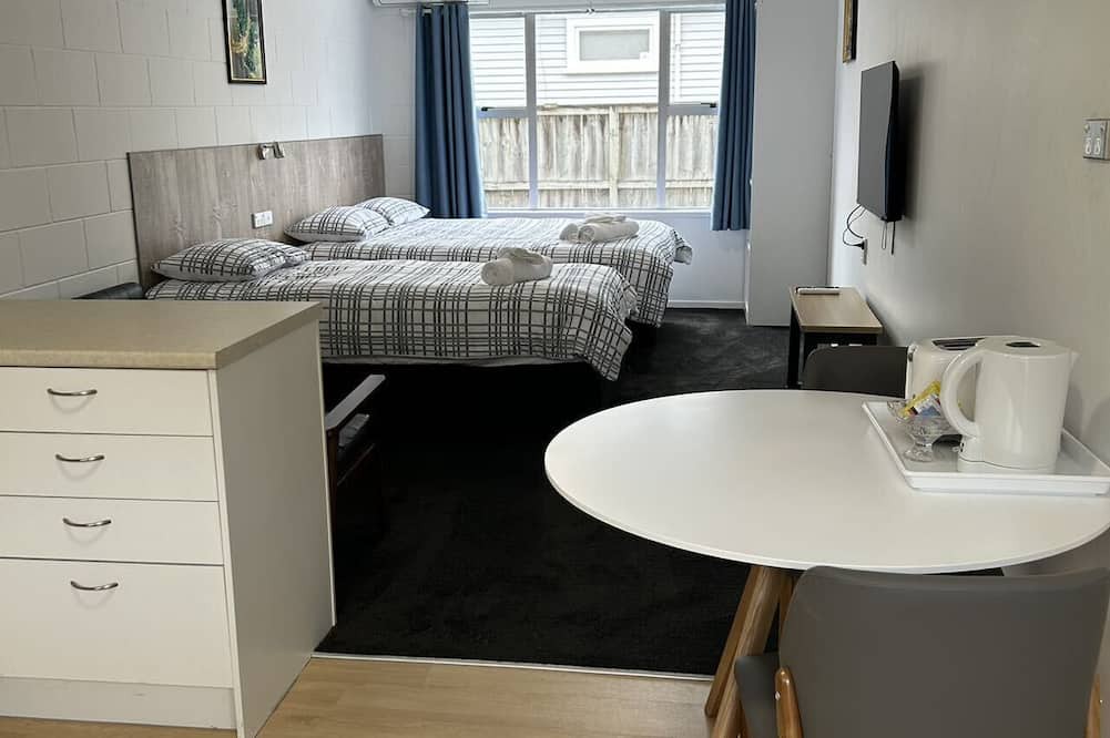 Frankton Apartment | Avon Apartments