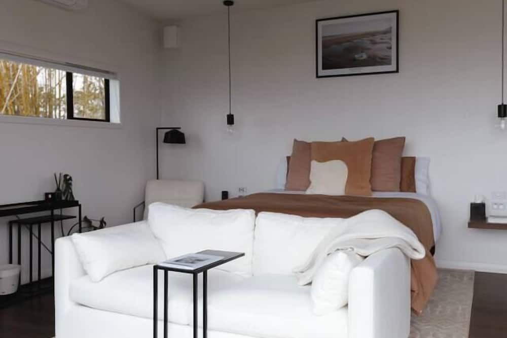 Pouto House | Kaipara Lodge - Luxury waterfront