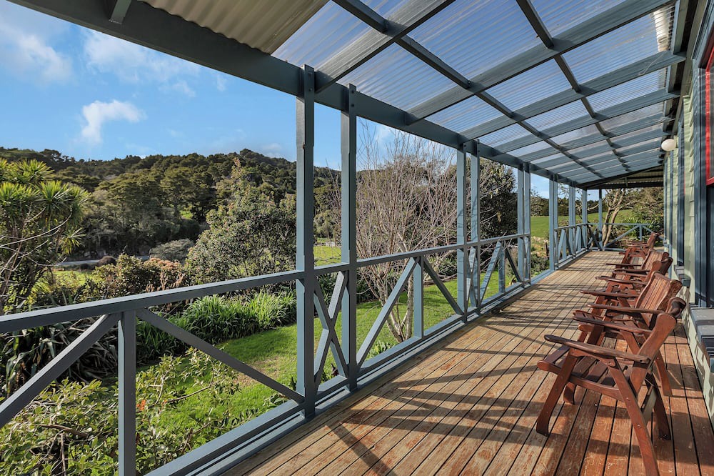 Waipu House | Timeless Retreat, an iconic landmark steeped in history, opposite Waipu Caves!