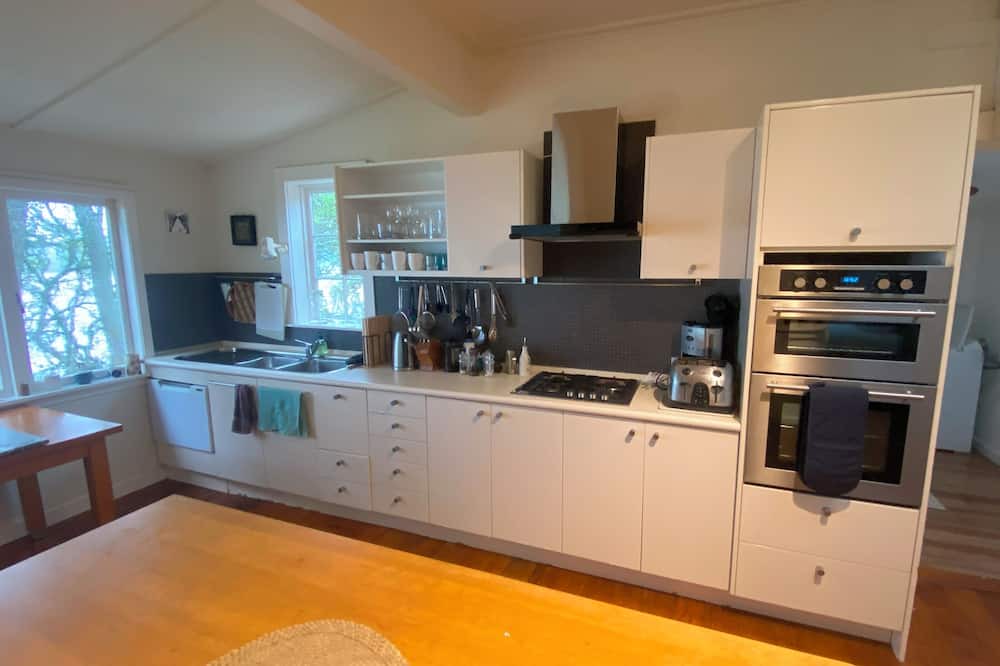 Mangawhai House | NEW! Private beach, your own olive grove – A holiday of a lifetime!
