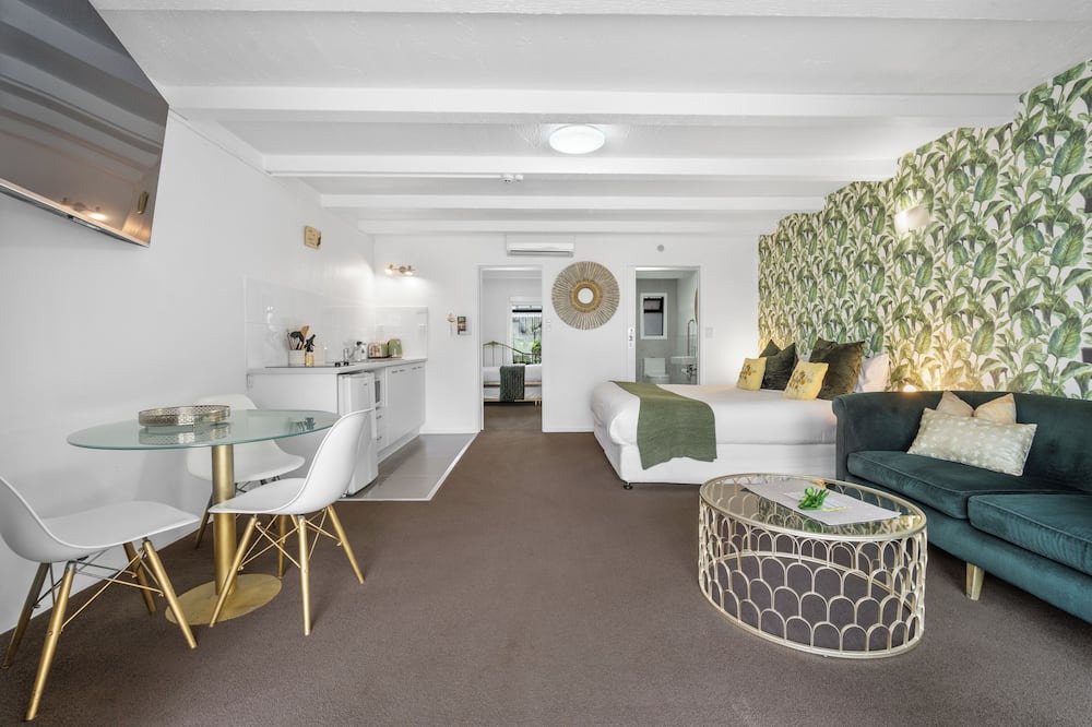 Orewa Apartment | Orewa Beachcomber