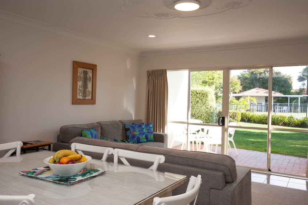 Papamoa Beach Apartment | Pacific Palms Resort