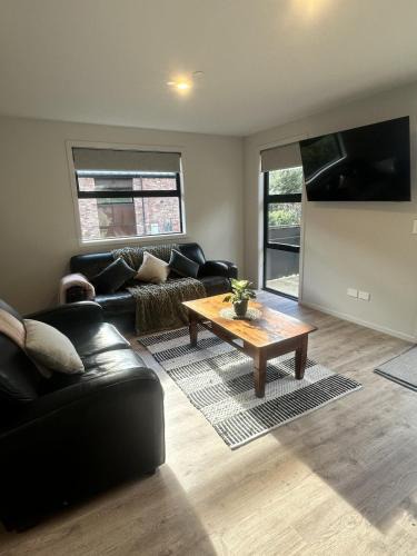 Closeburn Apartment | Forest Retreat 6 Mins to Queenstown