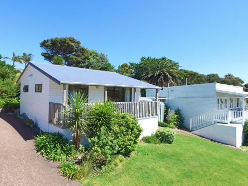 Ostend Hotel | Waiheke Island Motel