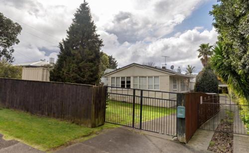 Greenlane - Ellerslie House | Travellers Retreat 1 Bedroom in Central Auckland