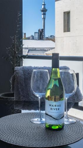 Freemans Bay Apartment | BoHo Freemans Bay Stay