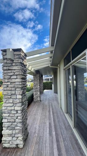 Taupo House | LAKE GEM - Where Taupō Unwinds