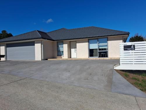 Coromandel House | TuiHaven