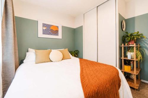 Linwood House | The 2BR Hereford Haven - Relax Recharge Repeat