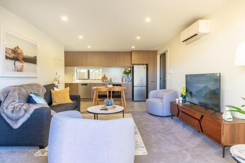 Linwood Apartment | Peaceful Family CBD Stay with Car Park & EV charger