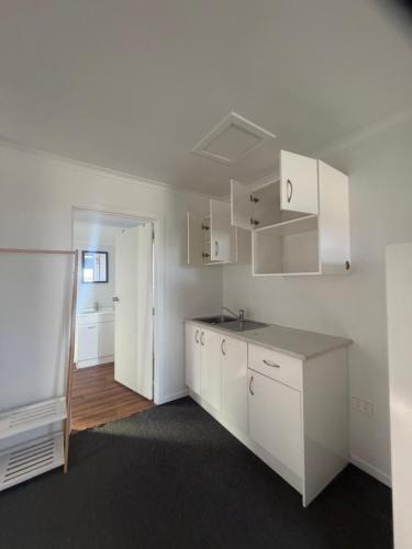 Tauranga Apartment | 44a Hammond street