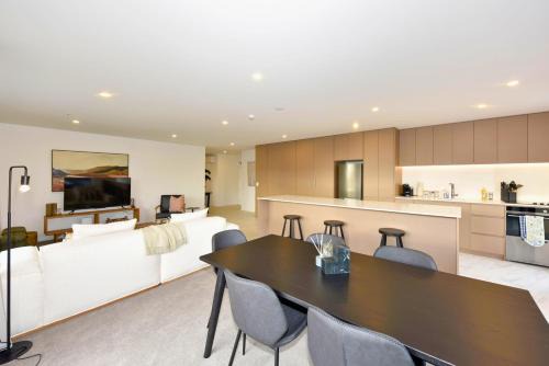 Christchurch City Centre Apartment | Luxury Central City Sub Penthouse