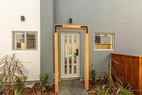 Christchurch City Centre Apartment | Pet-Friendly Central Christchurch Hideaway