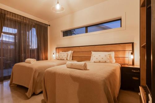 Twizel House | Black Stilt Retreat, STUNNING luxury property