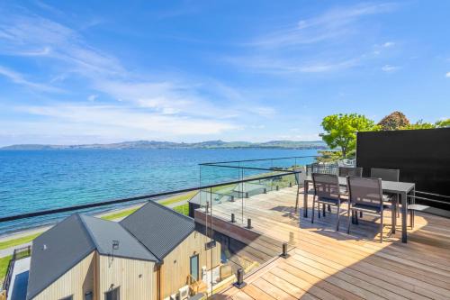 Taupo House | Roam Taupo Upper Terrace Unit 3 - Spa Pool