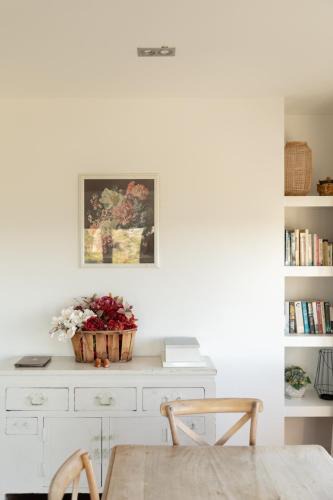 Oneroa House | The Vintage Cottage