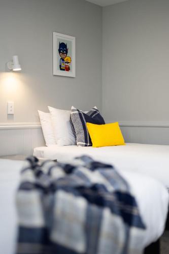 Dunedin Hotel | Myhub Holiday Park Dunedin