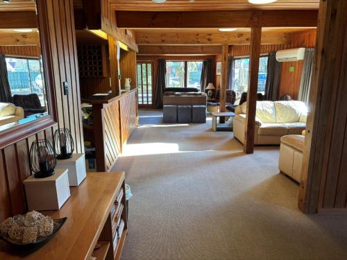Methven Cabin | Cedar Chalets and Barkers Lodge