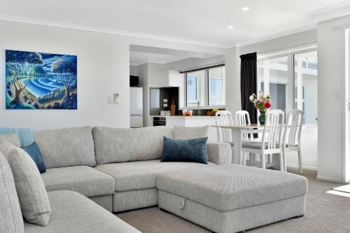 Otumoetai Apartment | The Seaway Vista - Otumoetai