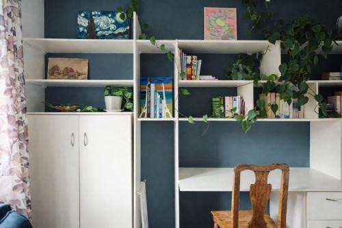 Howick House | Marigold by Homello