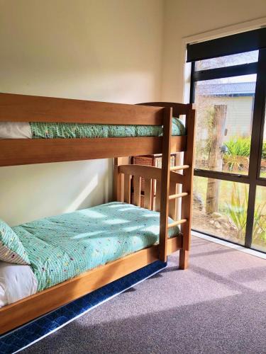 Manapouri House | Fiordland Getaway