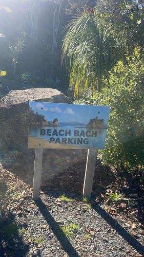 Tutukaka House | Beach Bach Whangaumu Bay Tutukaka