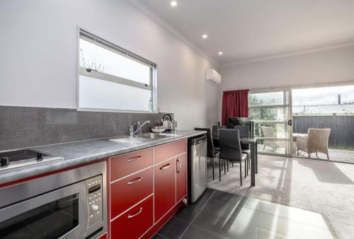 Martinborough Villa | Two Four Cologne #1, Martinborough